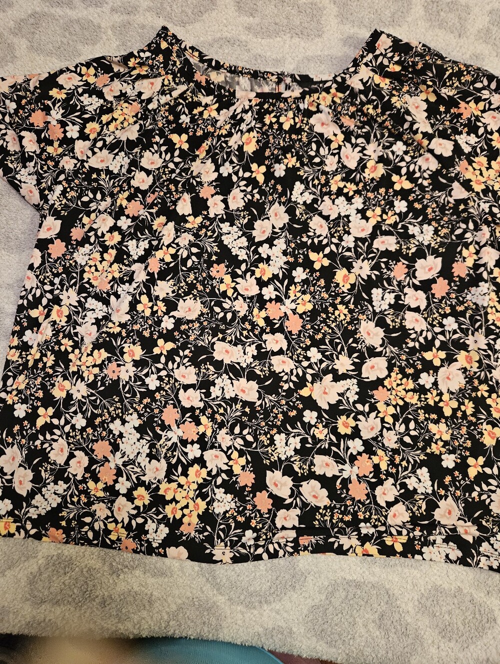 Liz Claiborne Black Floral Short-Sleeve Blouse with Pink & Cream Blooms